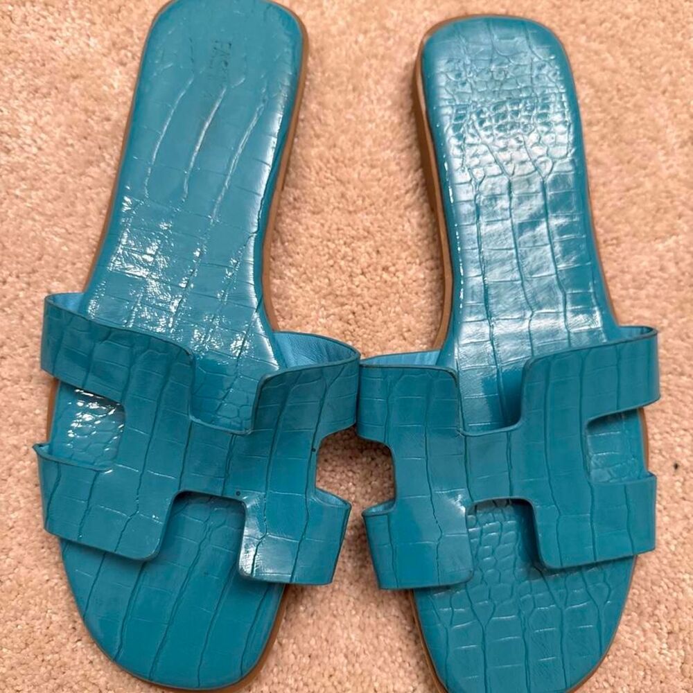 Unbranded Women's Blue Slides